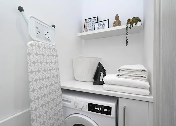 Vitalia - 3 En-suite Beds With Private Pool * Paralímni